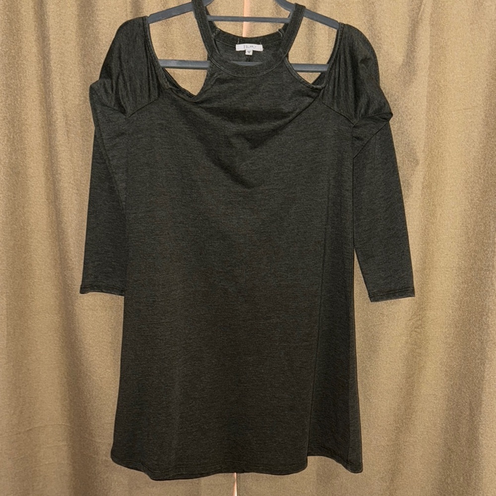 Elegant green Cold Shoulder Dress